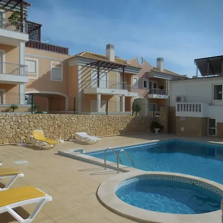 Cabrita Apartment